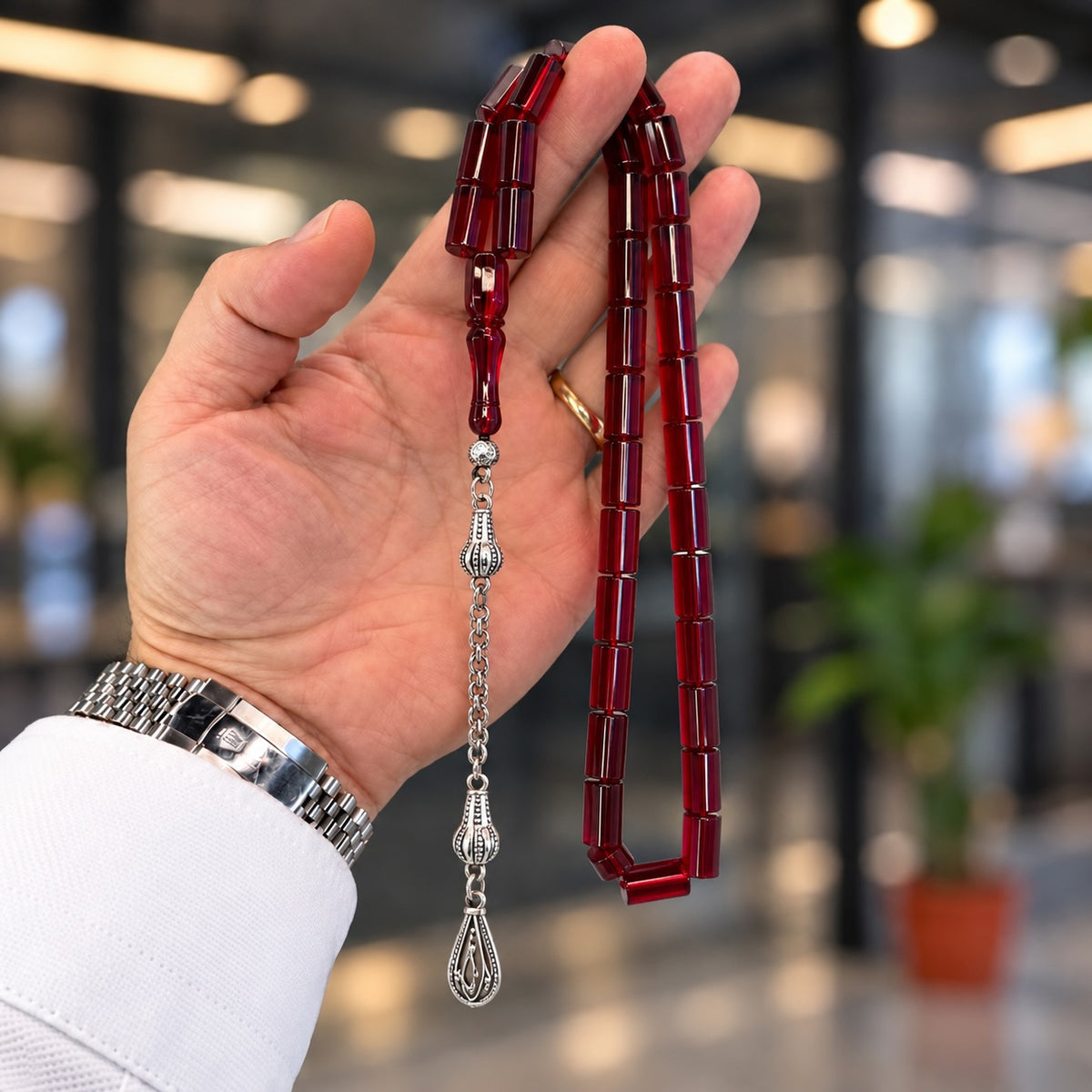 Bordo Kırmızı Uzun Kesme Özel Püsküllü Ateş Kehribar Tesbih
